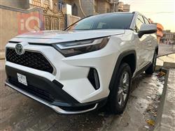 تۆیۆتا ڕاڤ 4